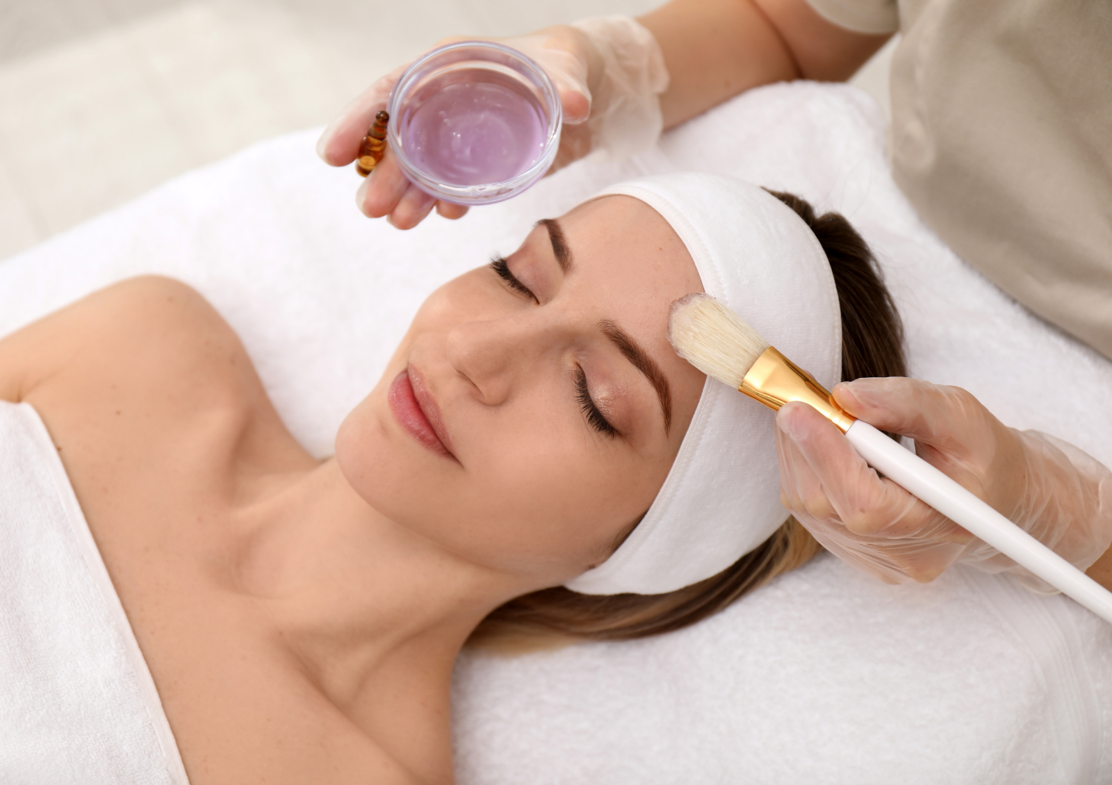 Mandelic vs Lactic vs Pumpkin vs Enzyme Peels: What’s Right for Your Skin?