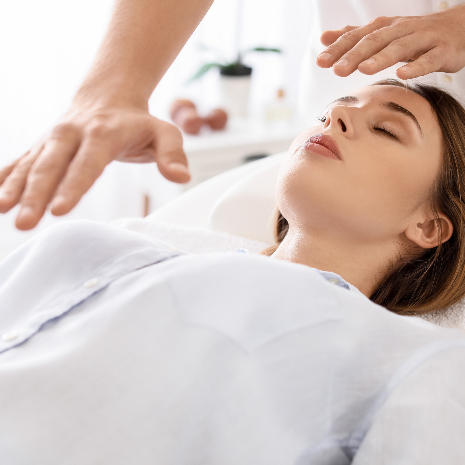 Energy Healing: What It Is and How Reiki, Alsemia, and Ashati Can Transform Your Wellbeing